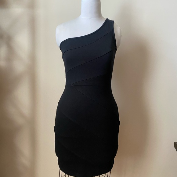 Black Soprano One Shoulder Body-con/Stretchy Mini Dress with detailing - Picture 2 of 8
